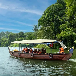 Hotel Munkudil Ayurveda & Yoga Retreat Kuttampuzha