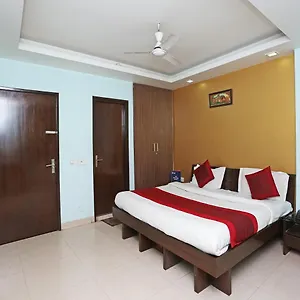 3* Hotel Oyo 6596 Flight Path
